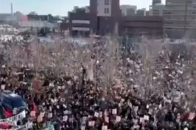 تظاهرات گسترده در مینیاپولیس آمریکا+ویدیو