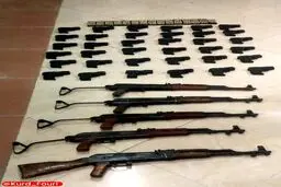 کشف محموله سلاح و مهمات جنگی قاچاق در مرز کردستان