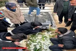 رضا رویگری در قطعه هنرمندان آرام گرفت