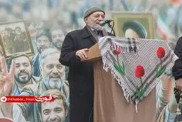 لاریجانی: پیشرفت ایران در گرو قطع وابستگی به بیگانگان است