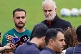 نبی: فیفا در ماجرای پرچم ایران اجازه دخالت به میزبان را نمی‌دهد 