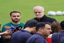 نبی: فیفا در ماجرای پرچم ایران اجازه دخالت به میزبان را نمی‌دهد 